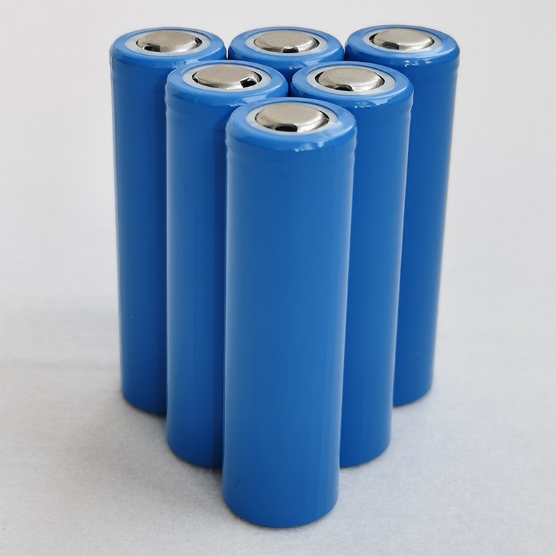 立陶宛新总理鲁吉尼埃内向我国低头认错